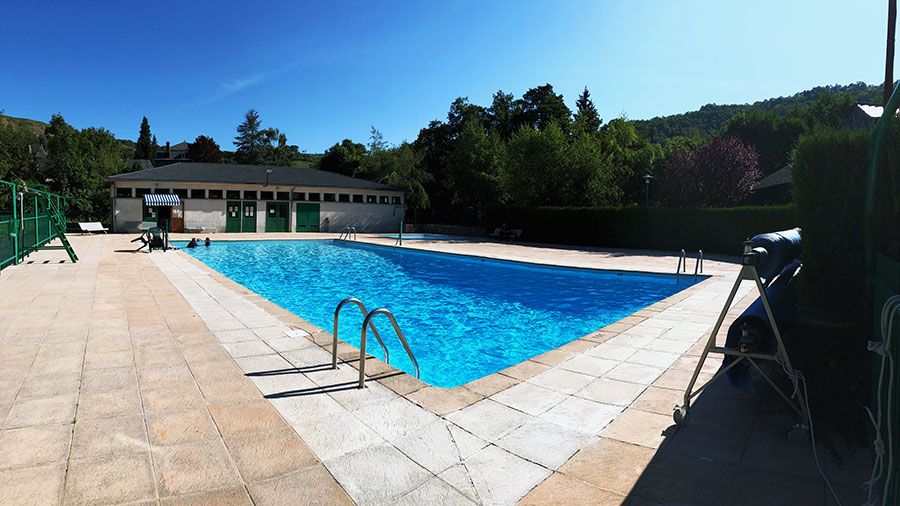 Piscine Saint-Martin-Valmeroux